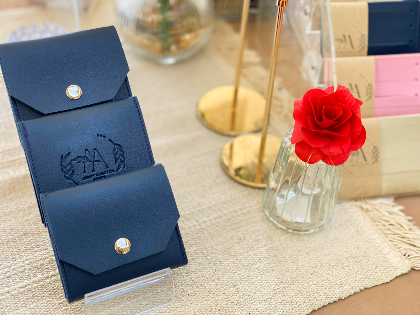 Card Flip Wallet(RETAIL)